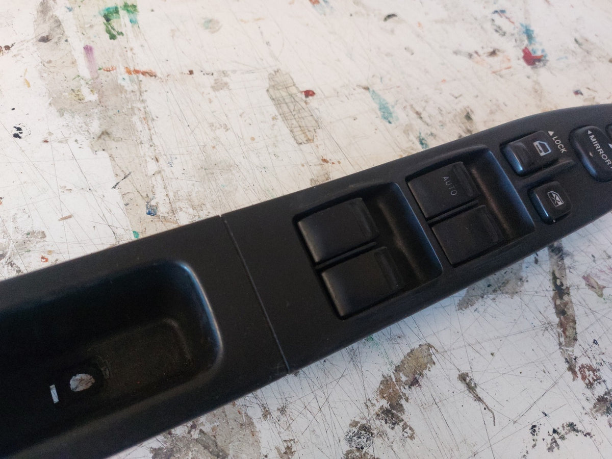2005-2007 Subaru Impreza WRX STi OEM FR LH Master Window Switch Bezel