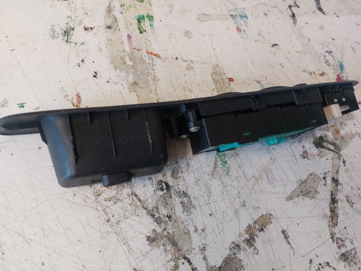 2005-2007 Subaru Impreza WRX STi OEM FR LH Master Window Switch Bezel