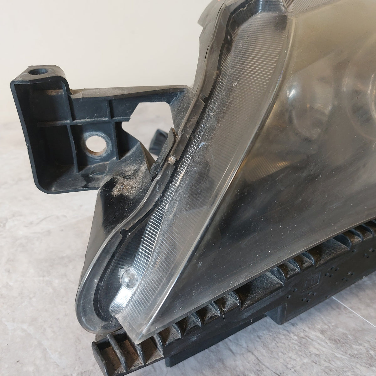 2008-2014 Subaru Impreza WRX STi OEM Headlight Assembly Pair LH Driver