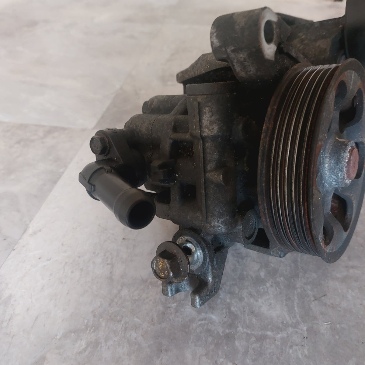 2010-2012 Subaru Legacy Power Steering OEM Pump