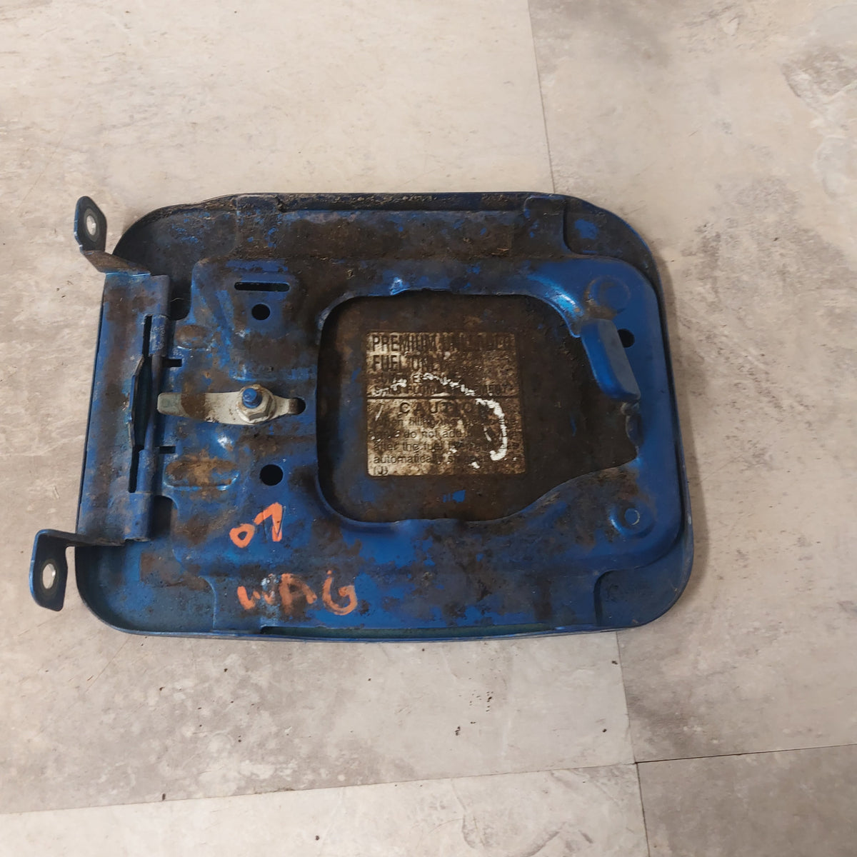 2002-2007 Subaru Impreza WRX Gas OEM Cover