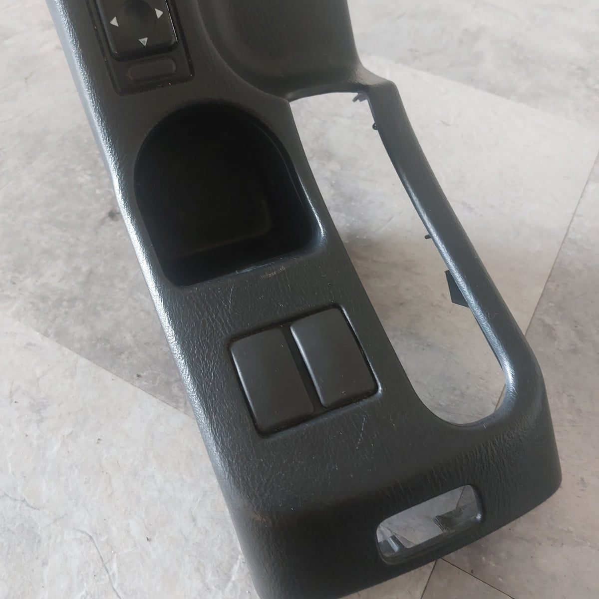 2002-2004 Subaru Impreza WRX Center OEM Console Cup Holder E Brake Trim Window Switch