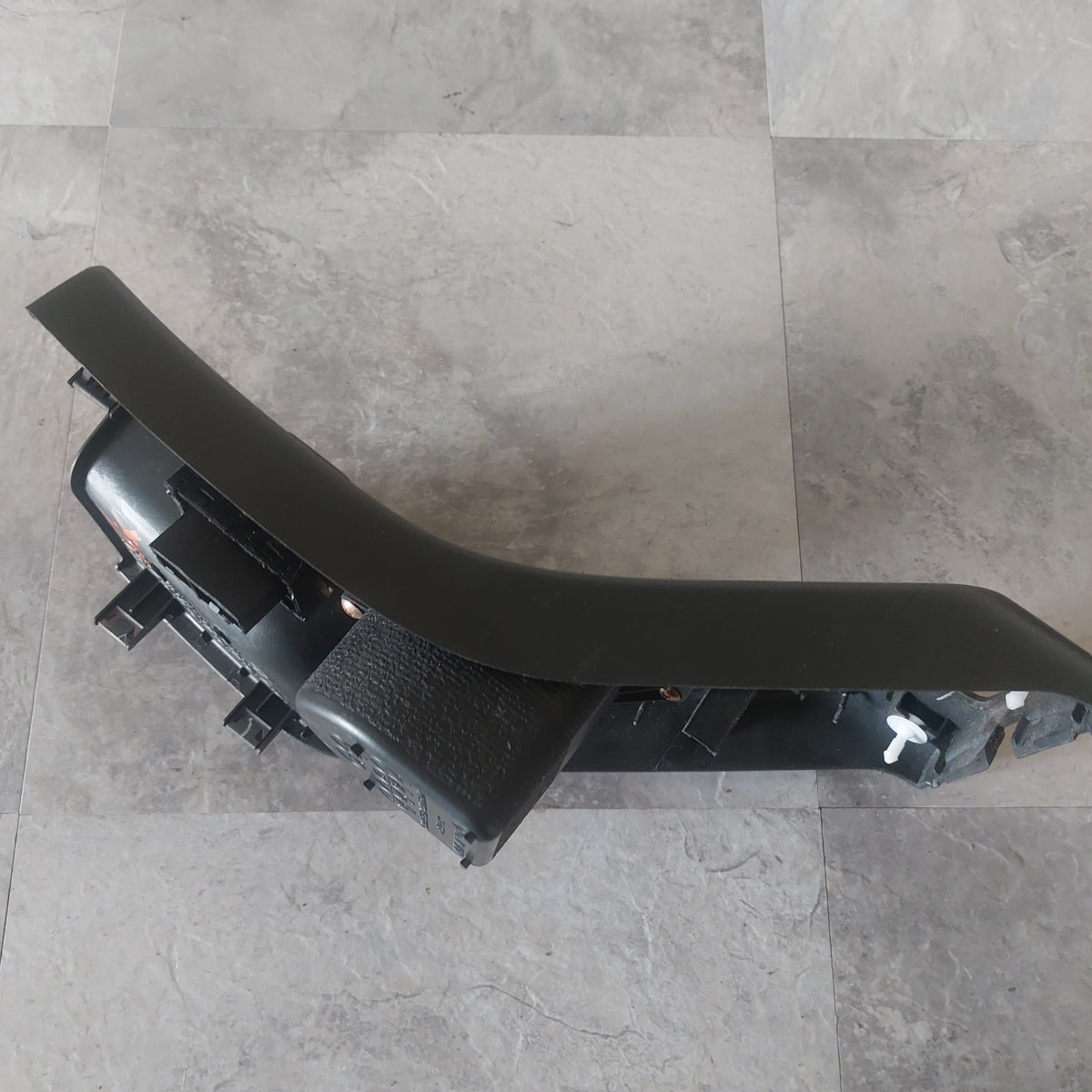 2002-2004 Subaru Impreza WRX Center OEM Console Cup Holder E Brake Trim Window Switch