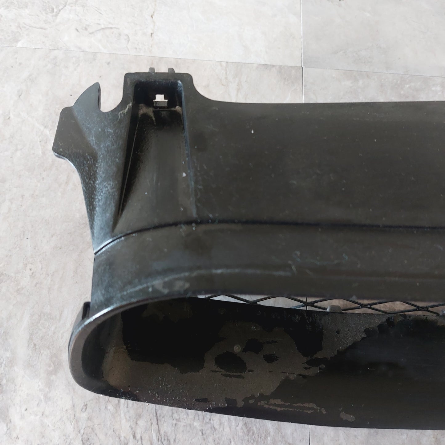 2004-2005 Subaru Impreza WRX STi OEM Front Grille ASSY