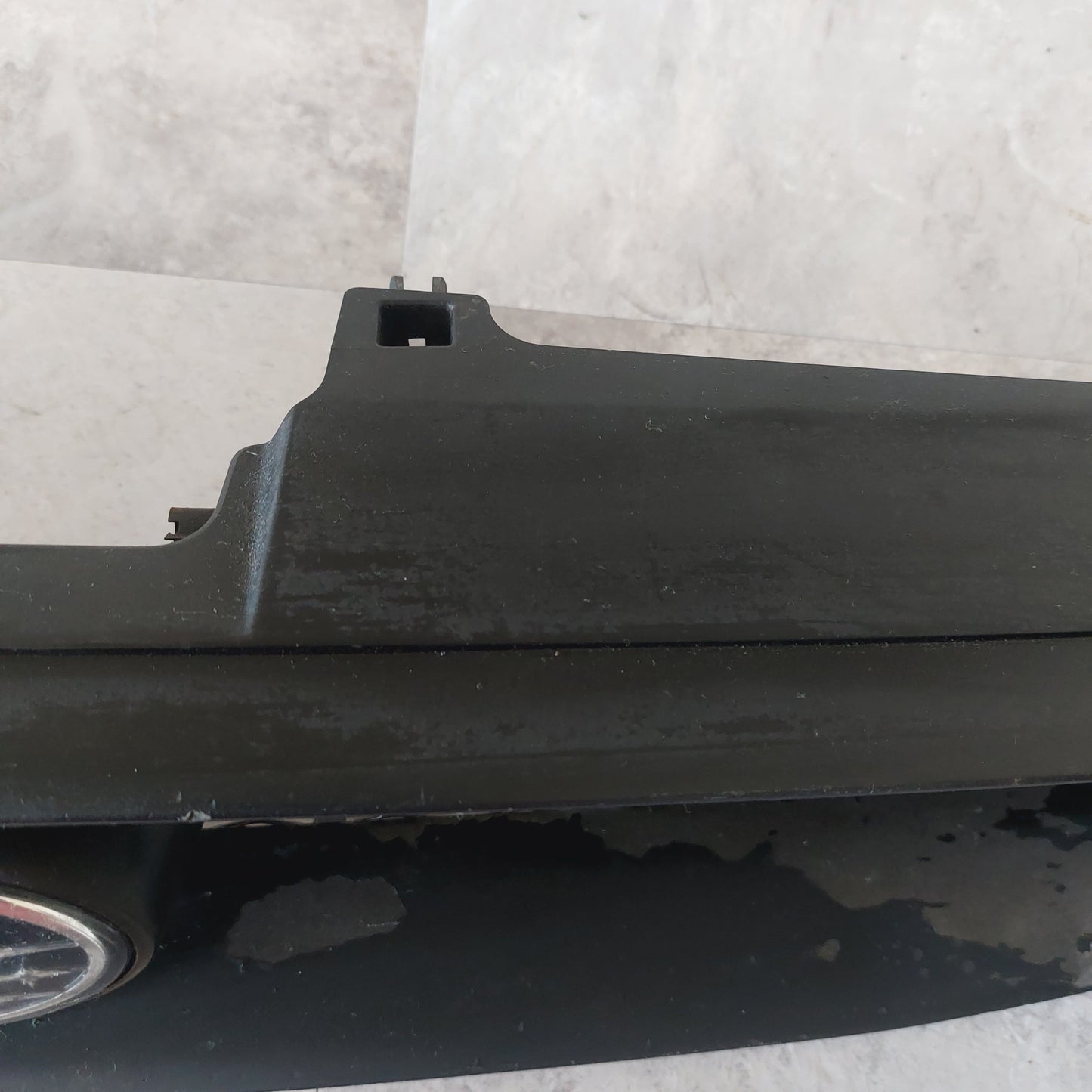 2004-2005 Subaru Impreza WRX STi OEM Front Grille ASSY
