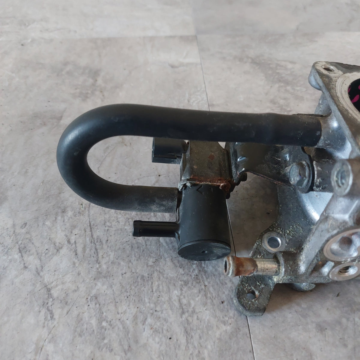 2010-2012 Subaru Legacy OEM 2.5L H4 Engine EGR Valve Control Housing