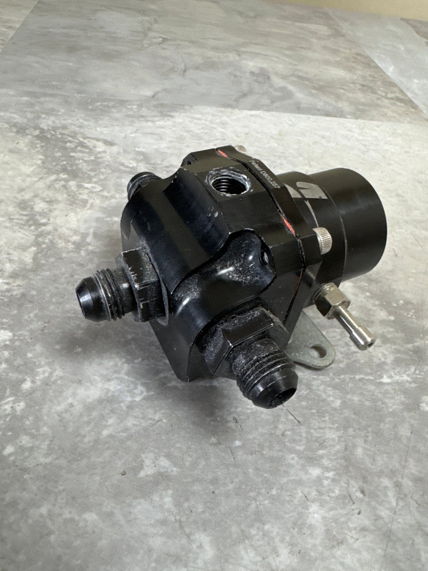 A1000 EFI Fuel Pressure Regulator + Fittings
