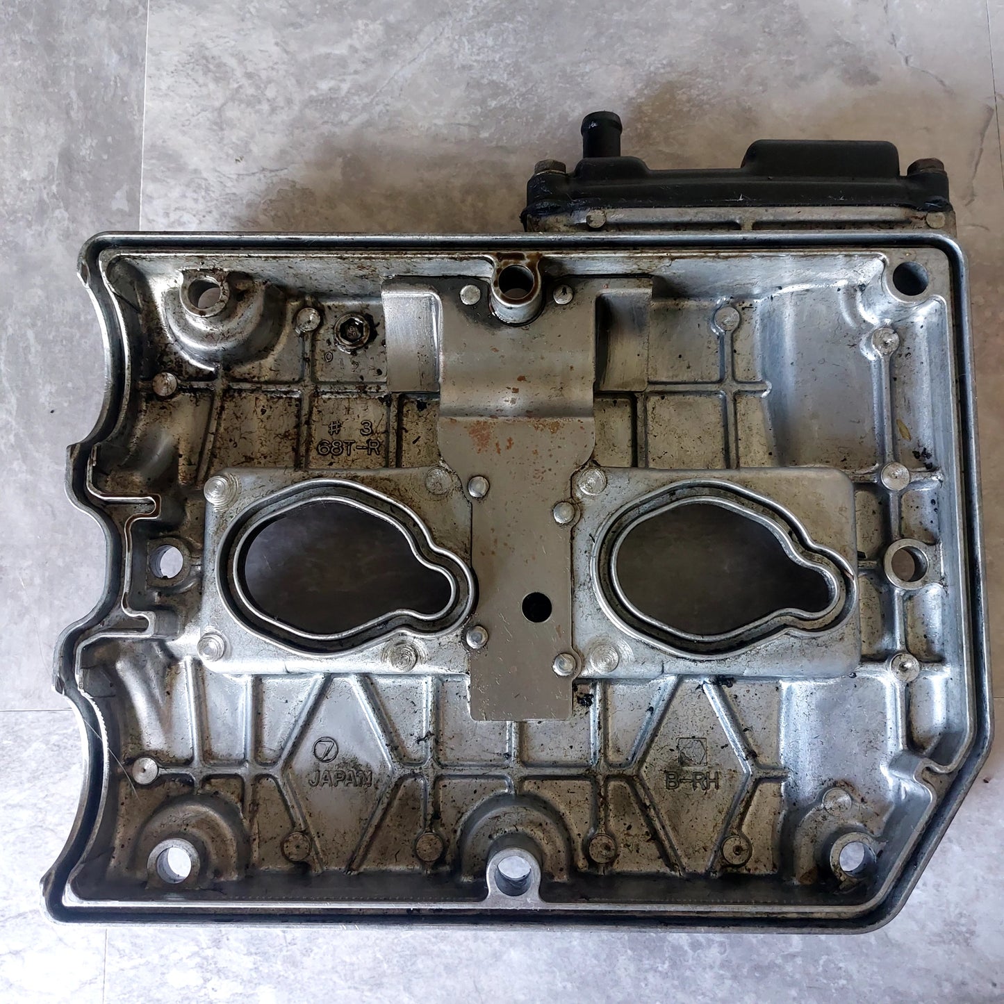 OEM RH Pass Side Valve Cover 2002-2005 Subaru Impreza WRX