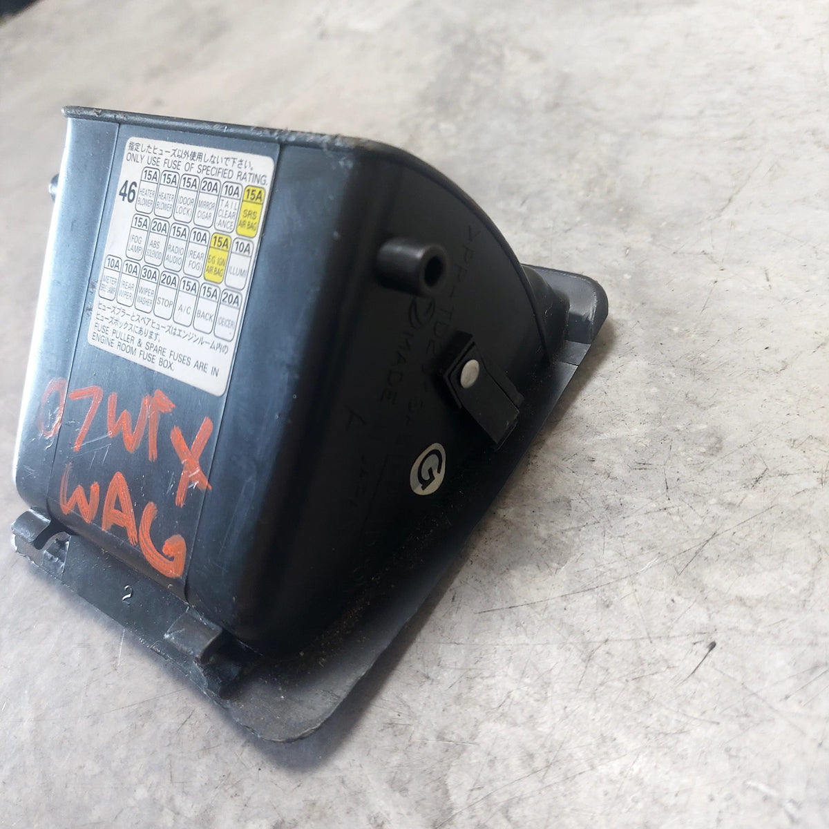 2002-2007 Subaru Impreza WRX Inside Fuse Box Cover Ash Tray Storage