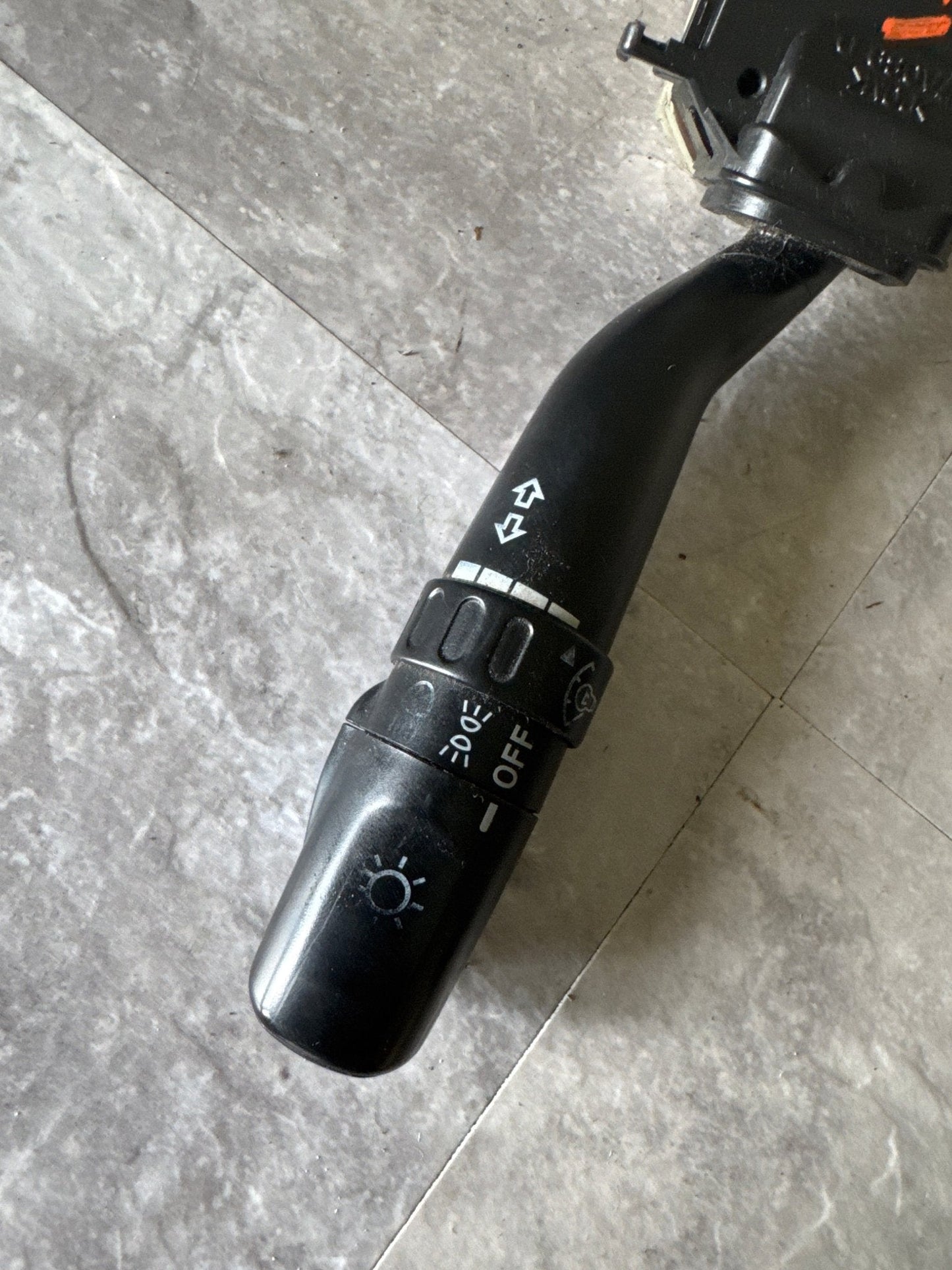 OEM 2002-2007 Subaru Impreza Turn Signal Headlight Control Stalk (2)