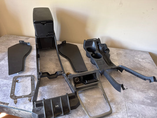 05-07 2005-2007 SUBARU WRX STI CENTER CONSOLE SHIFTER TRIM E BRAKE SWAP 6MT OEM