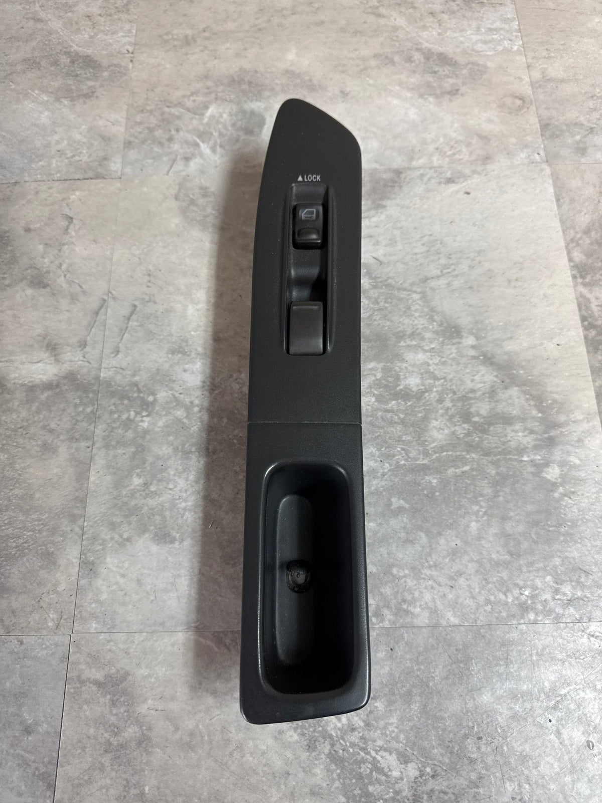 2005-2007 Subaru Impreza WRX STi OEM Fr RH Window Switch Trim (2)