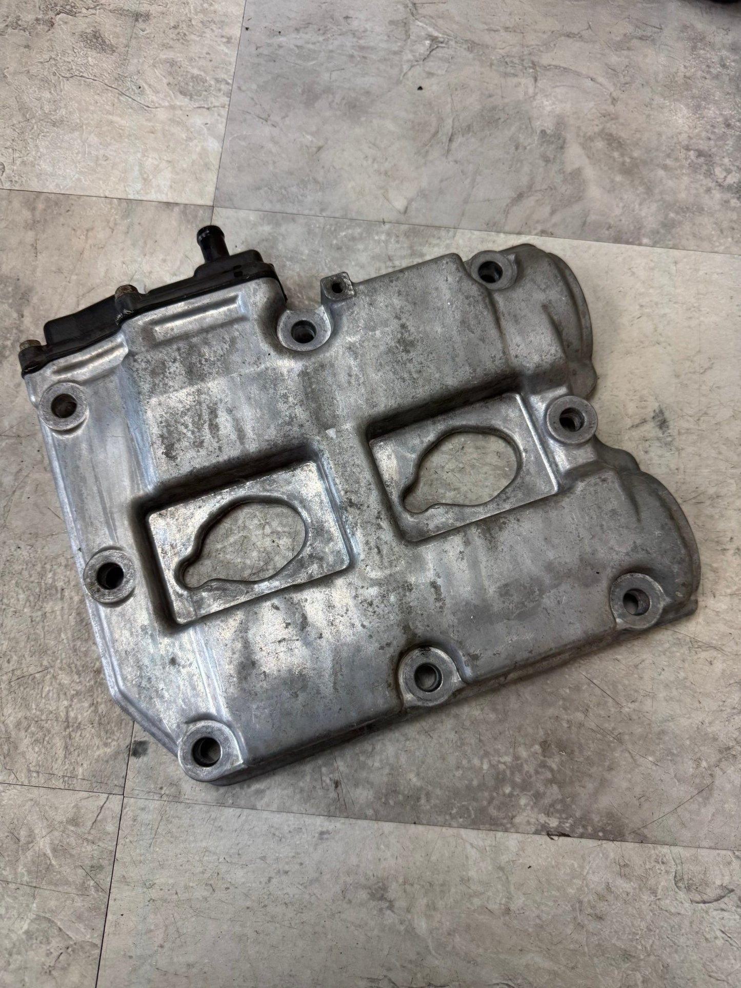 Subaru OEM RH Passenger Side Valve Cover For 02-05 Subaru Impreza WRX