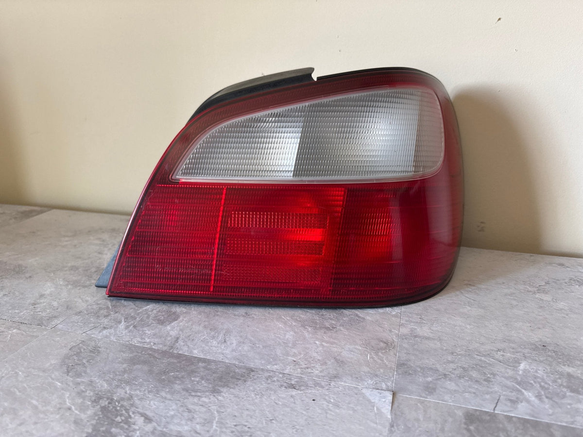 2002-2003 Subaru Impreza WRX RH OEM Side Tail Light Assembly Sedan