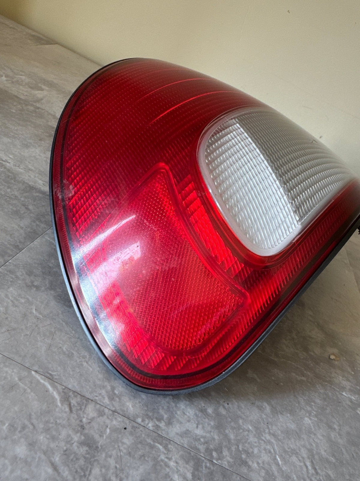 2002-2003 Subaru Impreza WRX RH OEM Side Tail Light Assembly Sedan