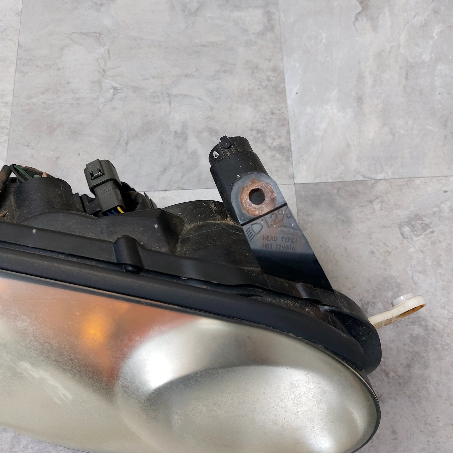OEM 2004-2005 Subaru Impreza WRX STi RH Passenger Side Headlight Assembly