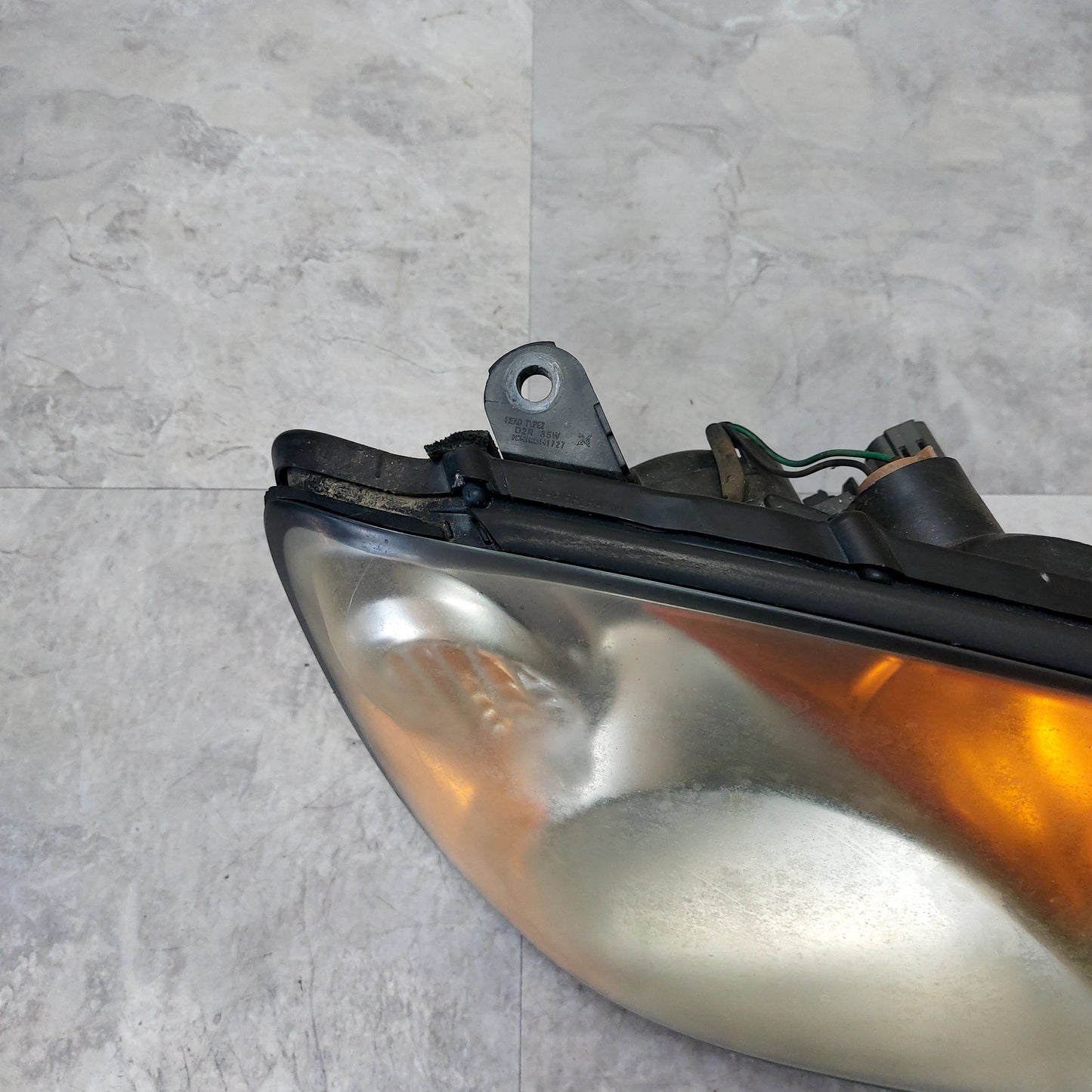 OEM 2004-2005 Subaru Impreza WRX STi RH Passenger Side Headlight Assembly