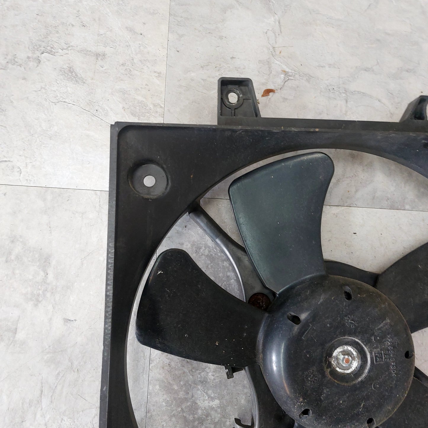 2004-2007 SUBARU WRX & STI RADIATOR COOLING FAN ASSEMBLY OEM