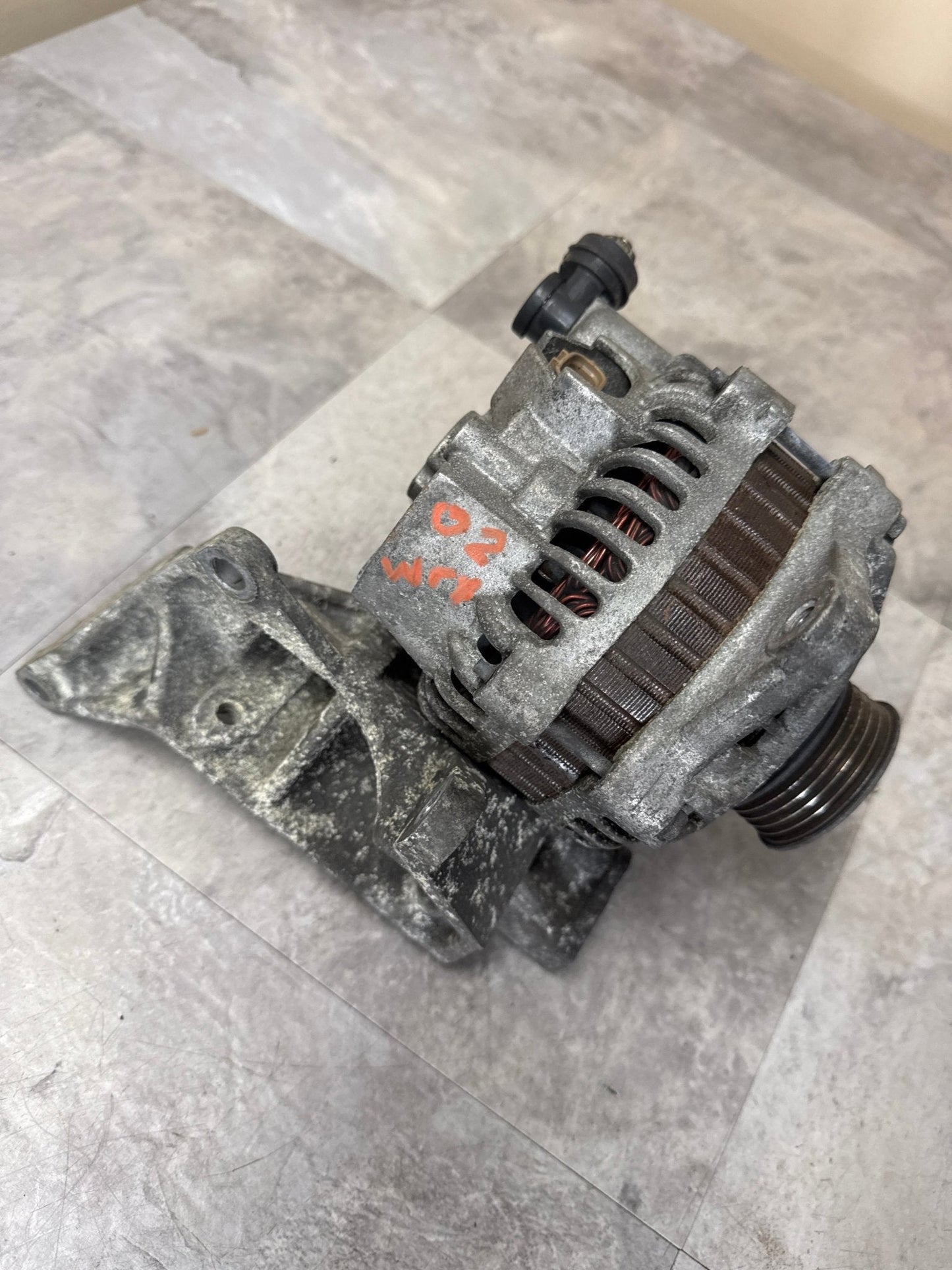 2002-2005 Subaru Impreza WRX 2.0 Turbo Alternator OEM (w Mount)