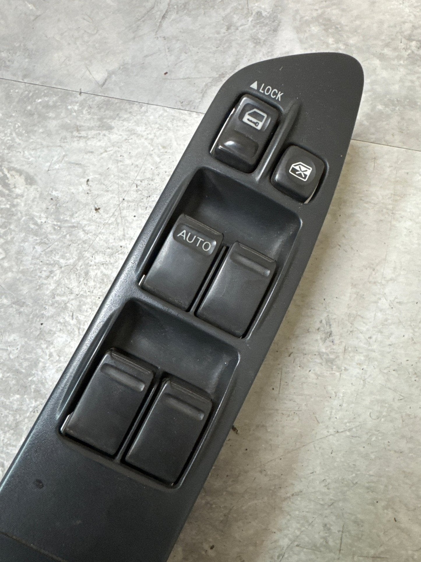 OEM 05-07 Subaru Impreza LH Driver Side Window Switch Panel and Trim (04 STi)