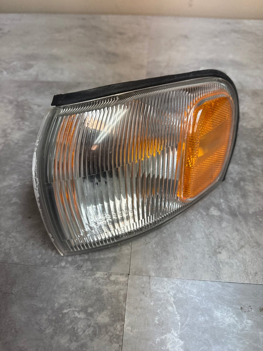 1993-2001 Subaru Impreza OEM Corner LH Light Drivers Left Side