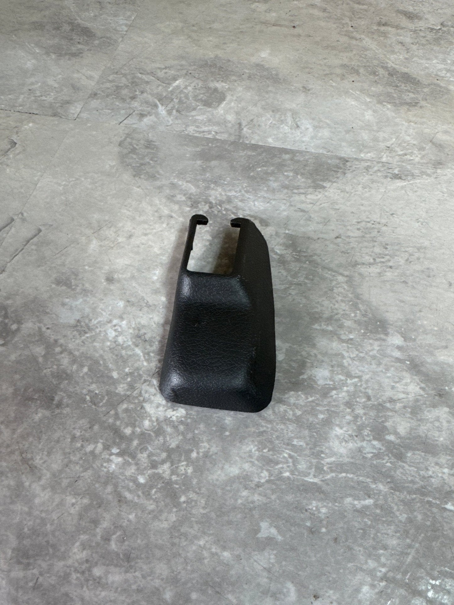 OEM 1998-2001 Subaru Impreza Outer Seat Rail Track Trim Cover Cap RH Right Side Passenger