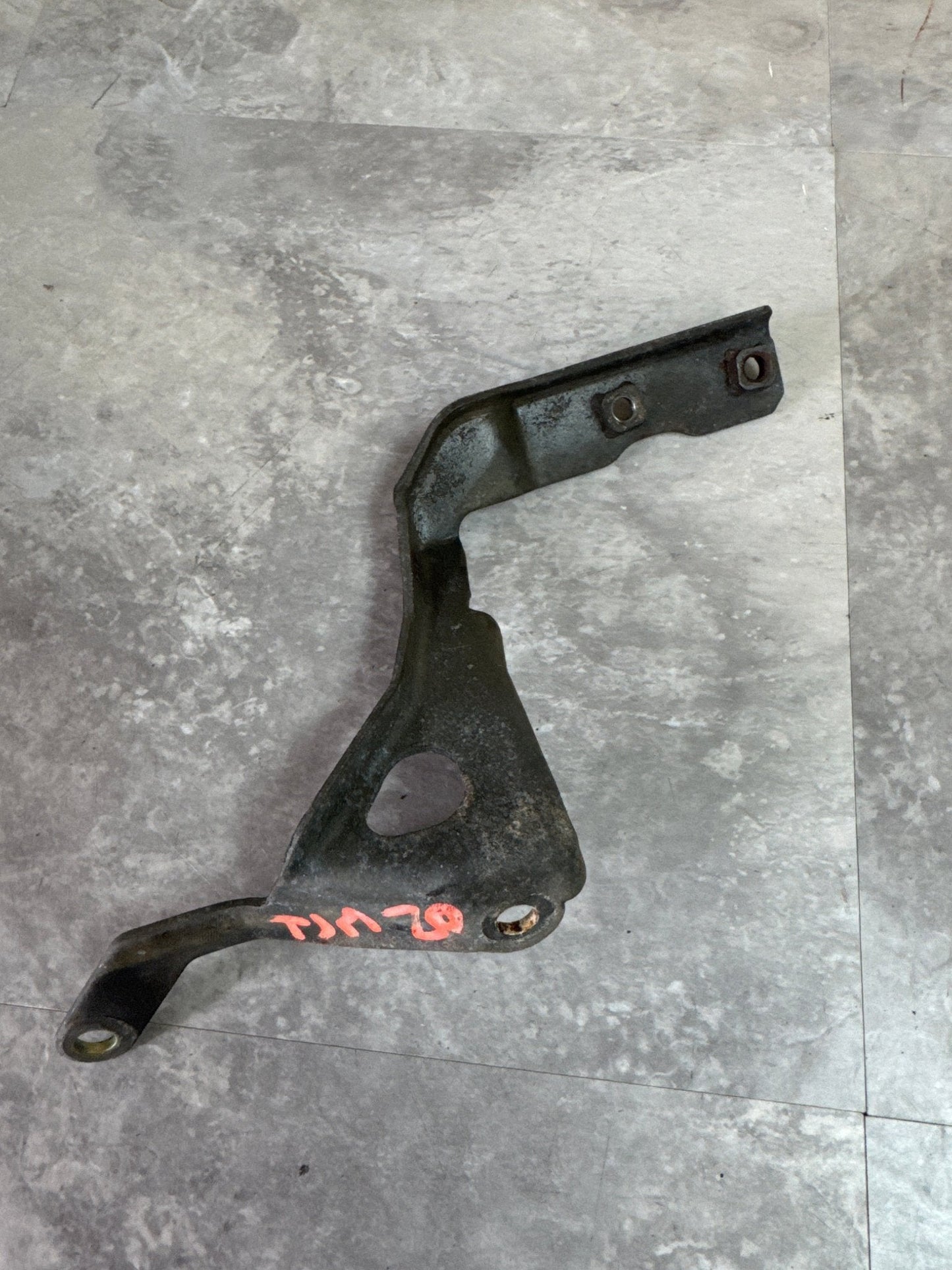 Subaru Intercooler Bracket Right Side 2002-2007 WRX/STI (02 WRX)