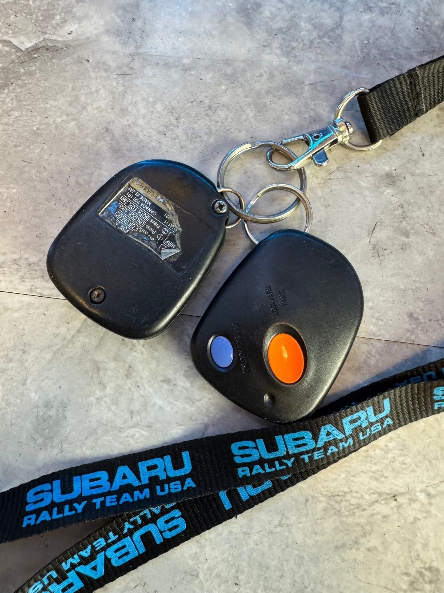 OEM Subaru Keyless Entry Remote For Subaru 99-05 A269ZUA111 Pair