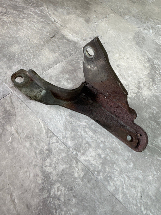 Subaru Impreza WRX STI Up Pipe Bracket Support (07 STi) 2