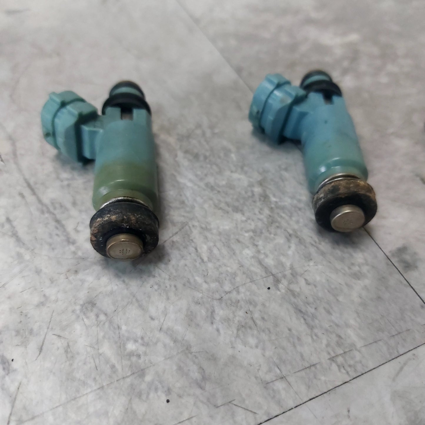 2002-05 Subaru Impreza WRX Top Feed OEM Fuel Injectors Blue x4