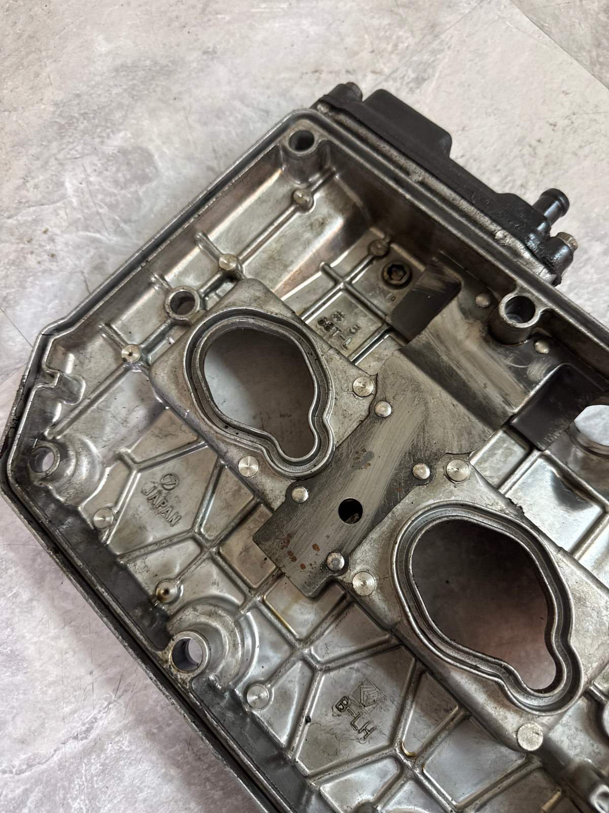 2002-2005 Subaru Impreza WRX LH OEM Driver Side Valve Cover