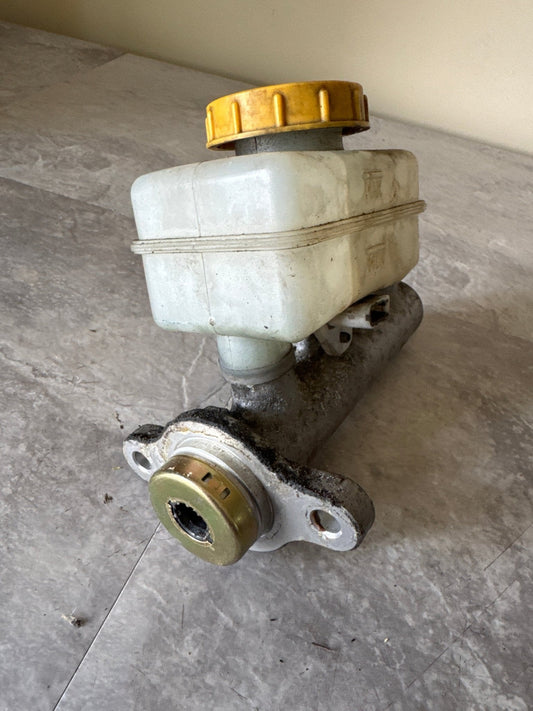 OEM 2004-2007 Subaru Impreza WRX STi Brake Master Cylinder Reservoir (04 STi)