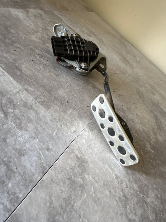 OEM 2004-2006 Subaru Impreza WRX STi Gas Pedal Assembly 36010FE020 (04 STi)