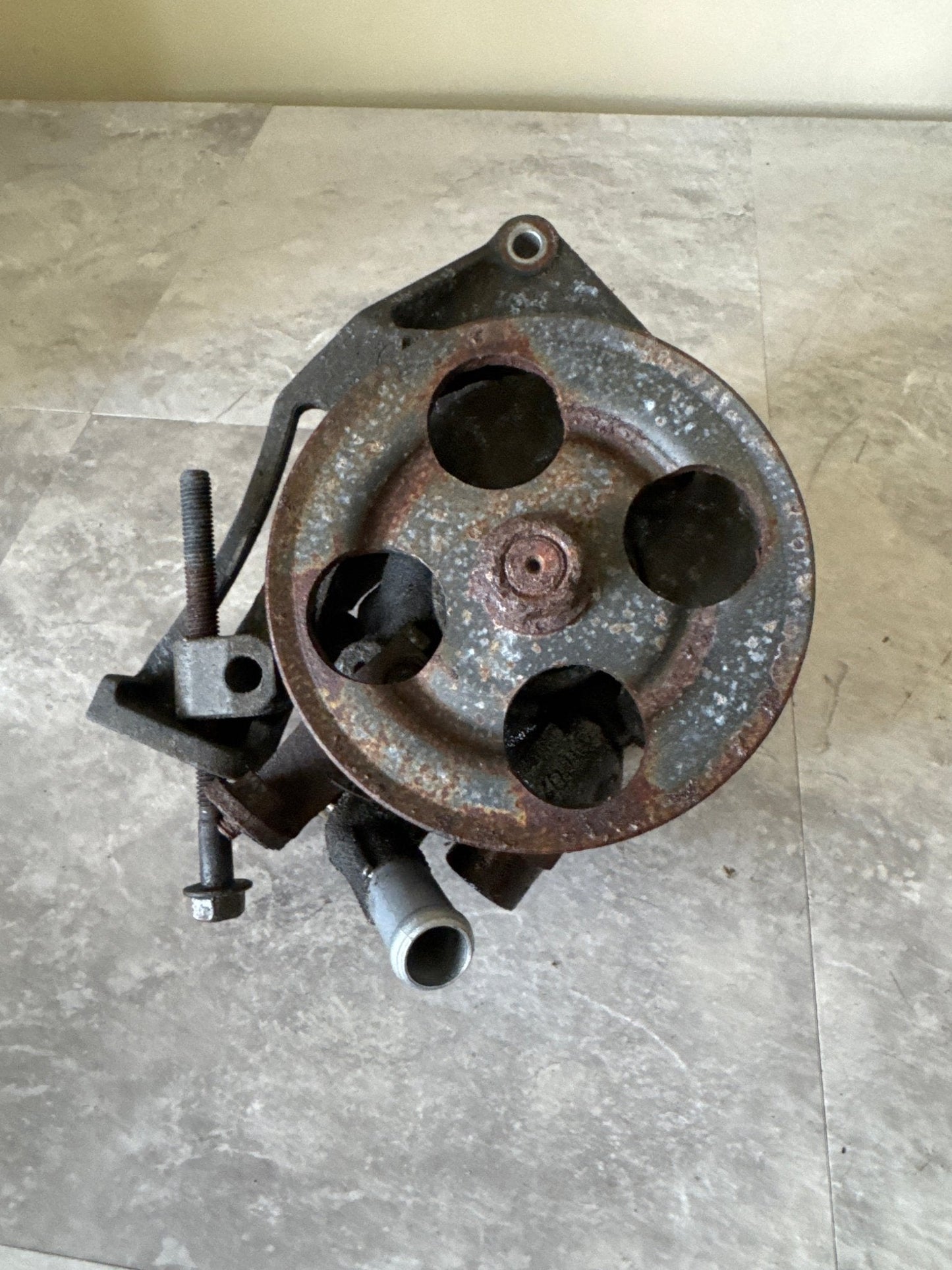 OEM 2004-2007 Subaru Impreza WRX STi Power Steering Pump w/ Mount 34430FE042 (04 STi)