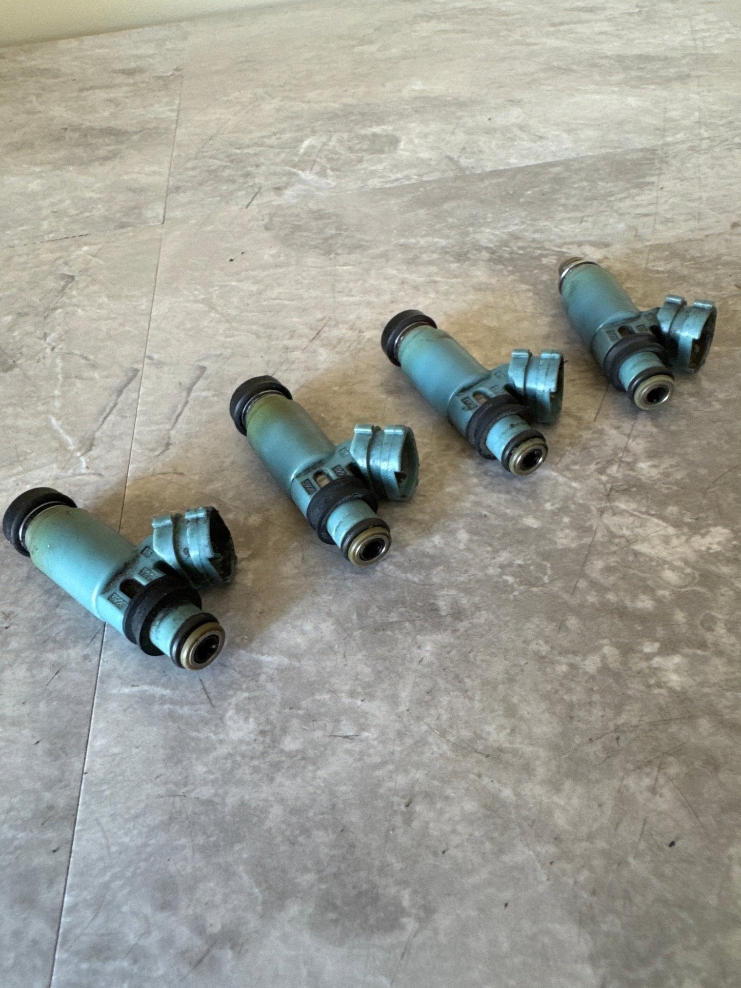 2002-05 Subaru Impreza WRX Top Feed OEM Fuel Injectors Blue x4 (02 WRX)
