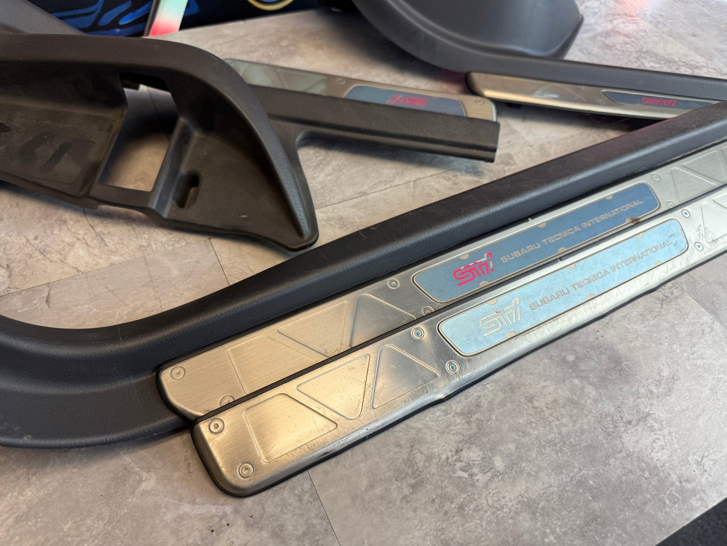 JDM STi 02-07 Subaru STi & WRX / Impreza Sedan Scuff Plates Door Sills