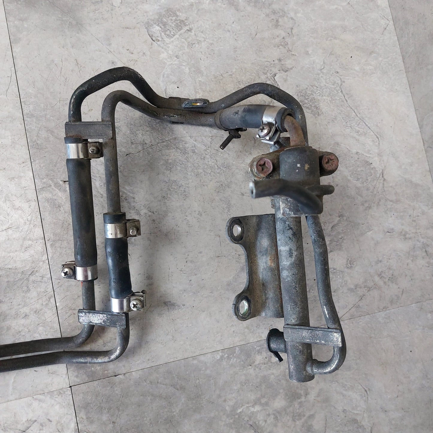 OEM 2002-2003 Subaru Impreza WRX Fuel Rail Lines Assy