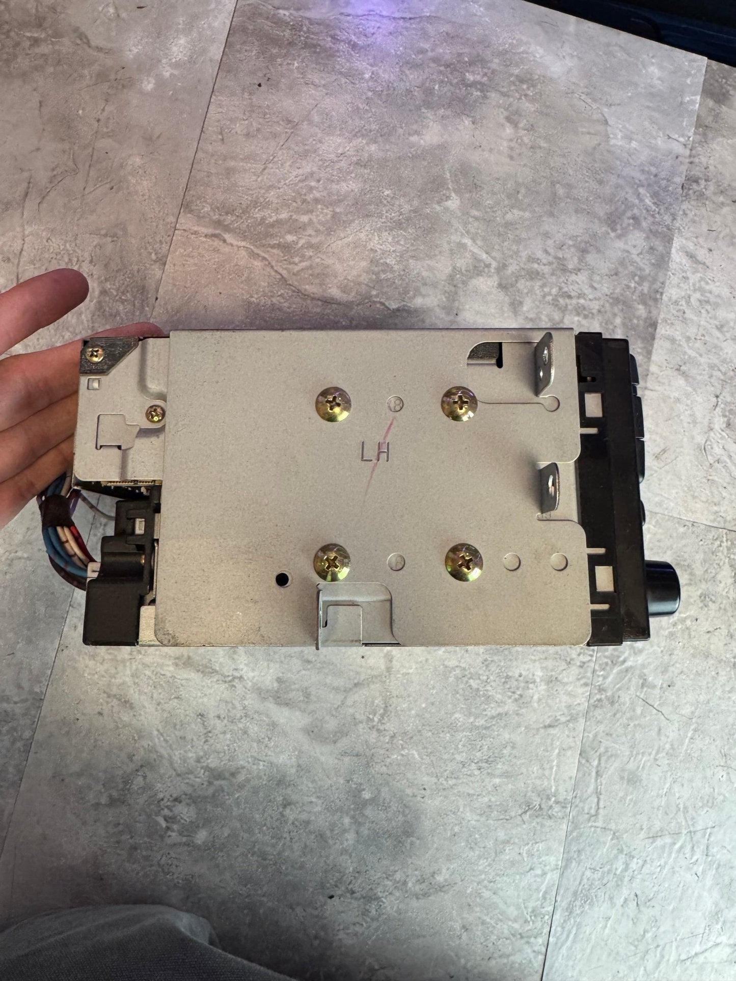 Subaru OEM 01-04 Subaru Impreza WRX/Forester 6 Disc Radio Control Unit Stereo Deck