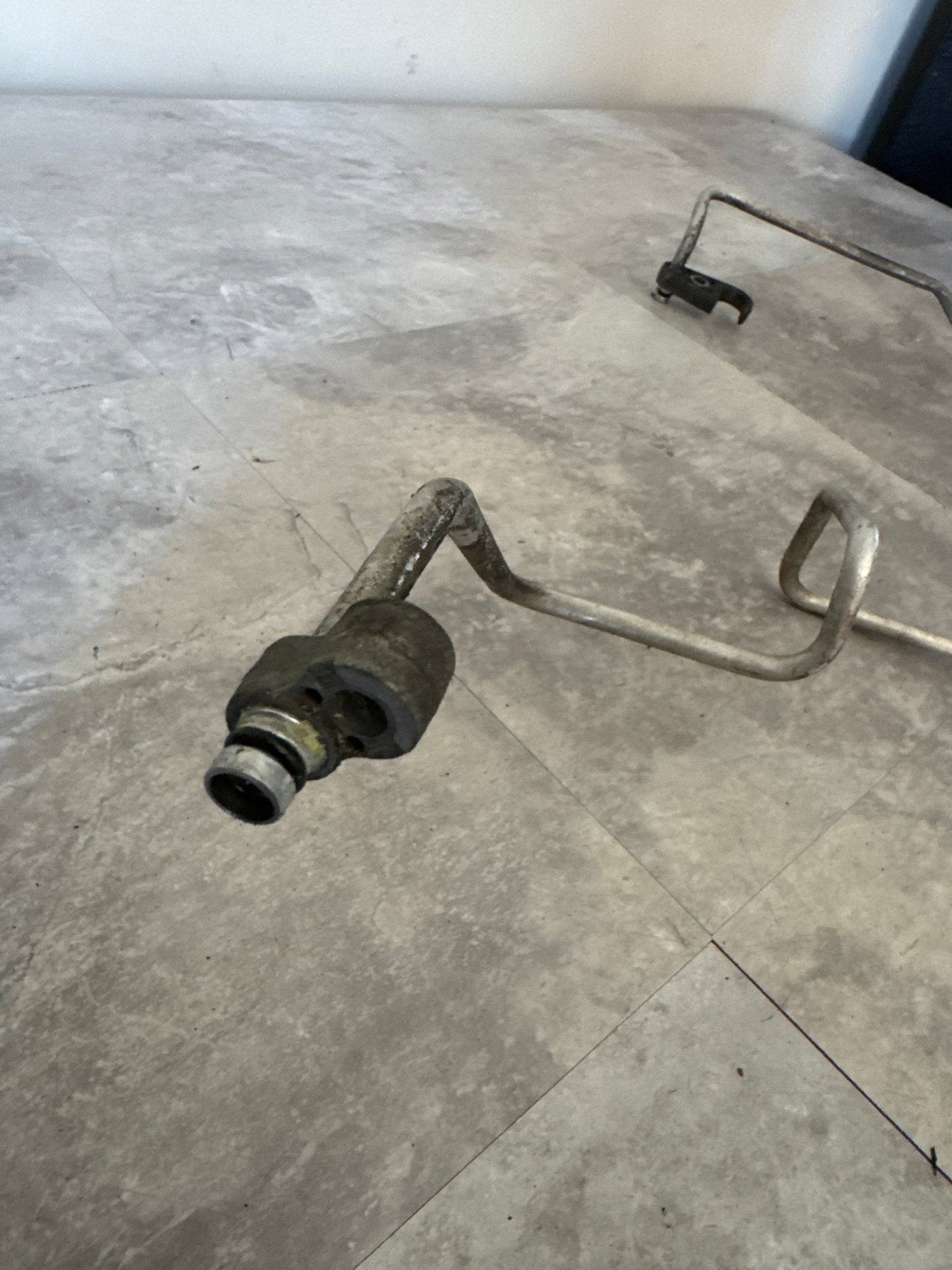 02-07 2002-2007 SUBARU IMPREZA WRX & STI AC FIREWALL HARD LINES A/C TUBES OEM