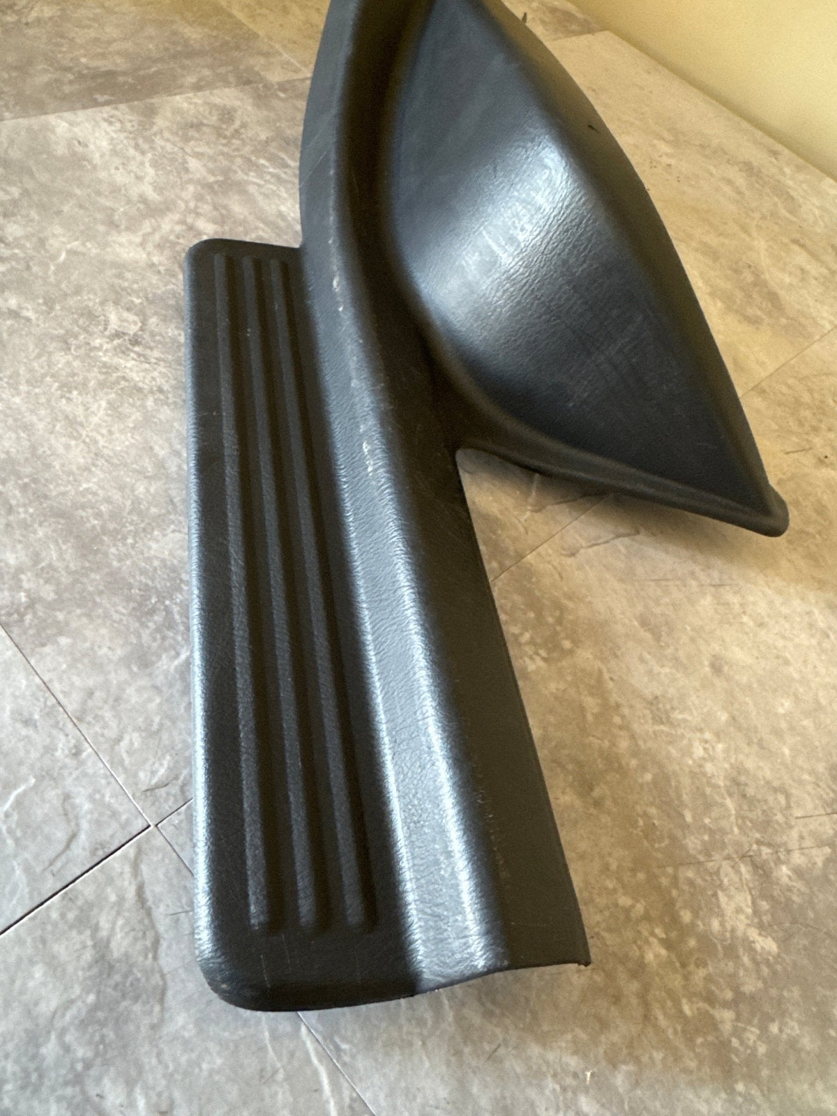 2002-2007 Subaru Impreza WRX STi OEM Passenger Rear Door Sill Trim RH (2)