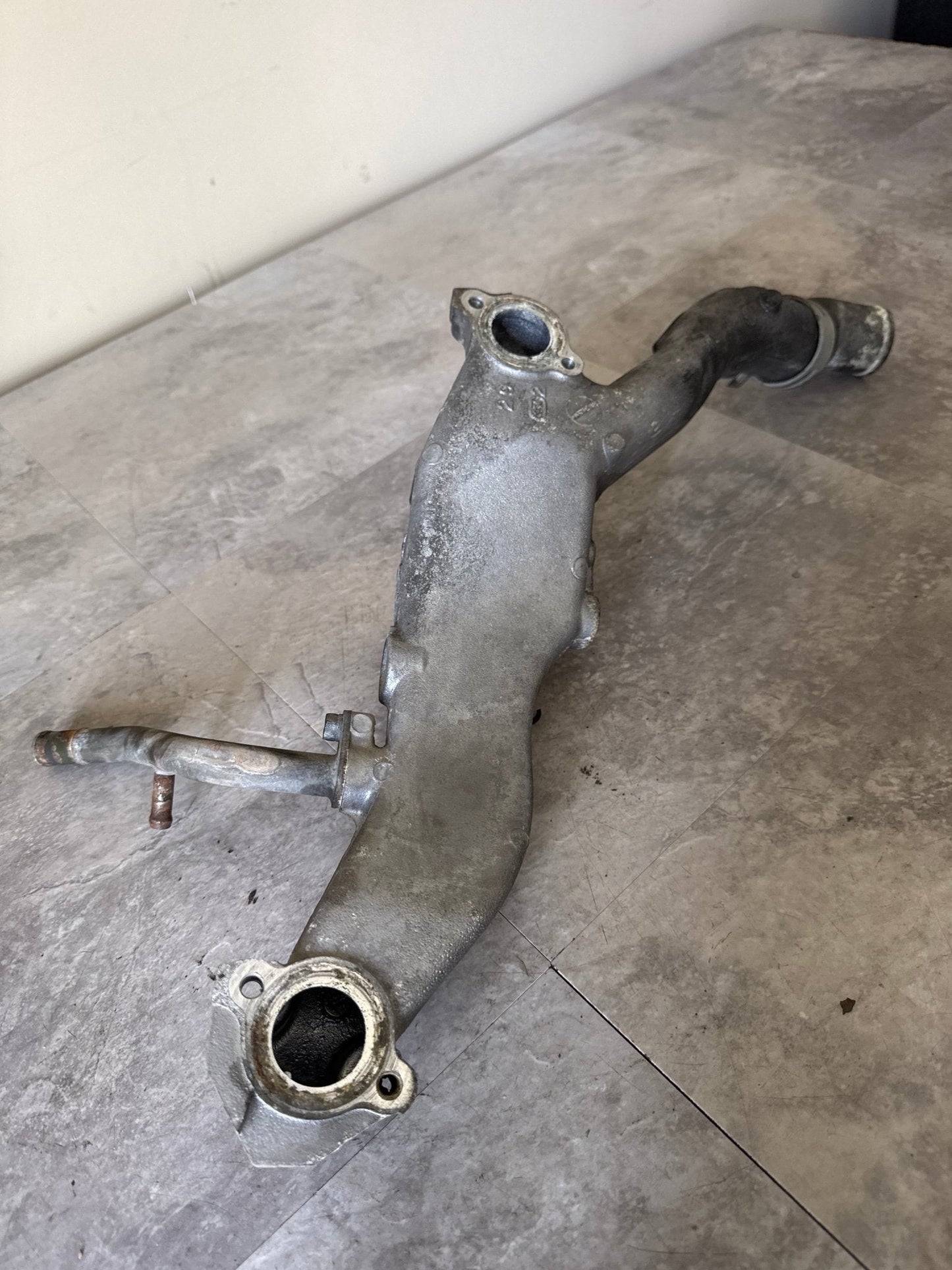 2002-2003 Subaru WRX STi Engine OEM Coolant Crossover Assembly (02 WRX