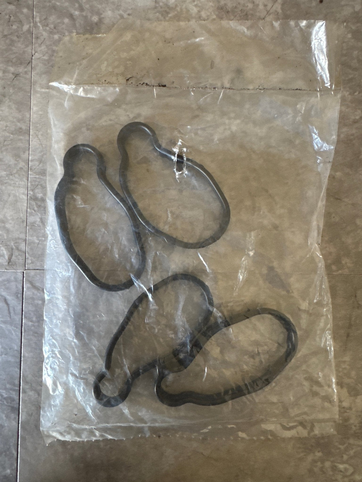 Valve Cover Gasket - PN ( ) (x4)