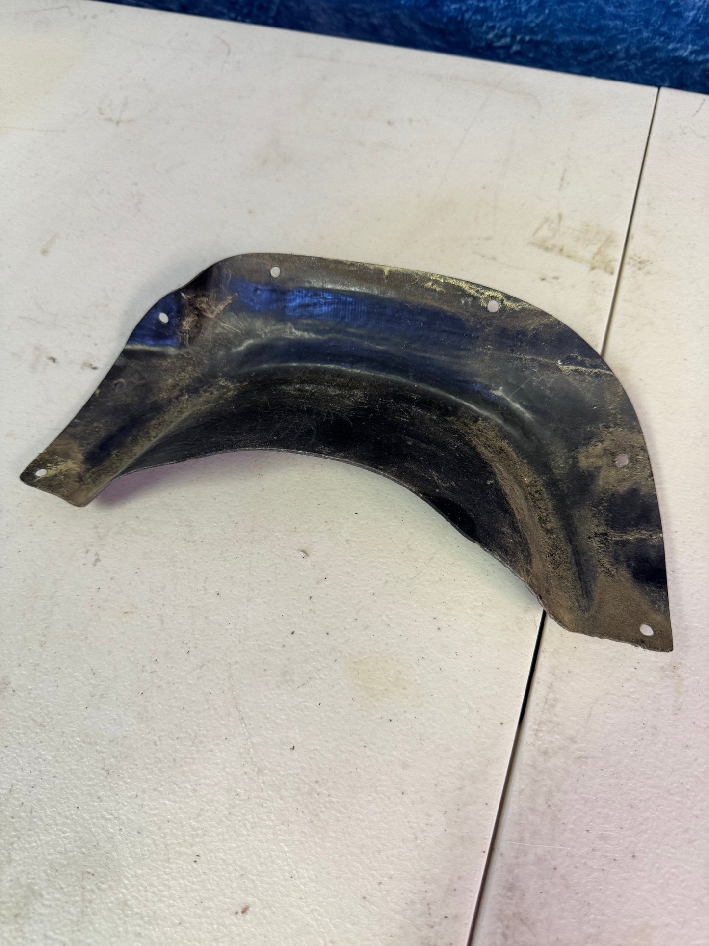 Carbon Fiber Exhaust Bumper Heatshield For Subaru 04-07 WRX/STi