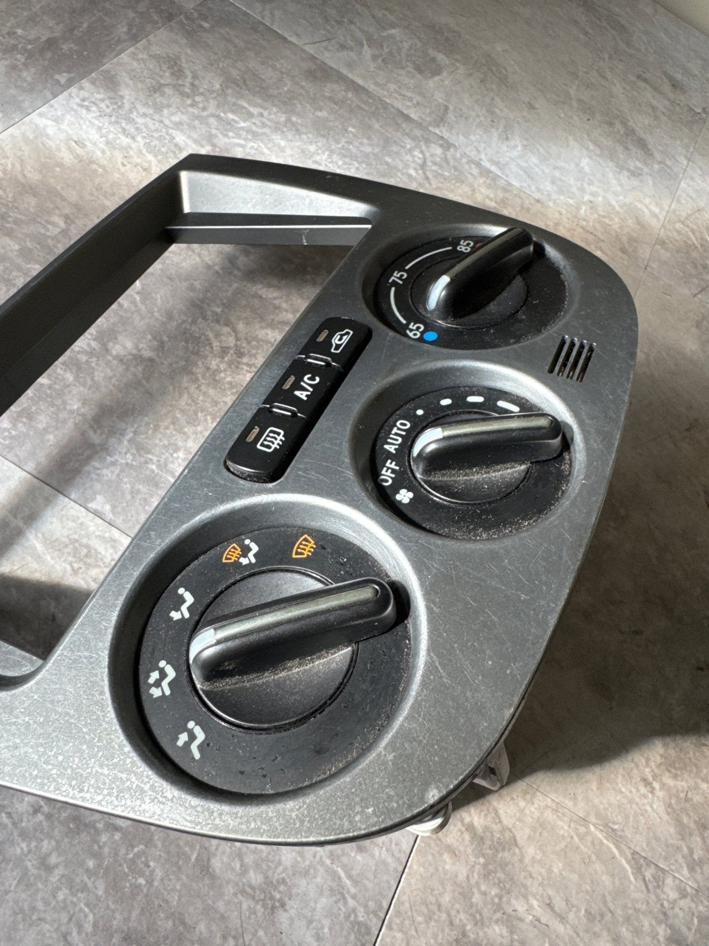 2004 Subaru WRX STI OEM Dash Center AC Climate Control Switch (04 STi)