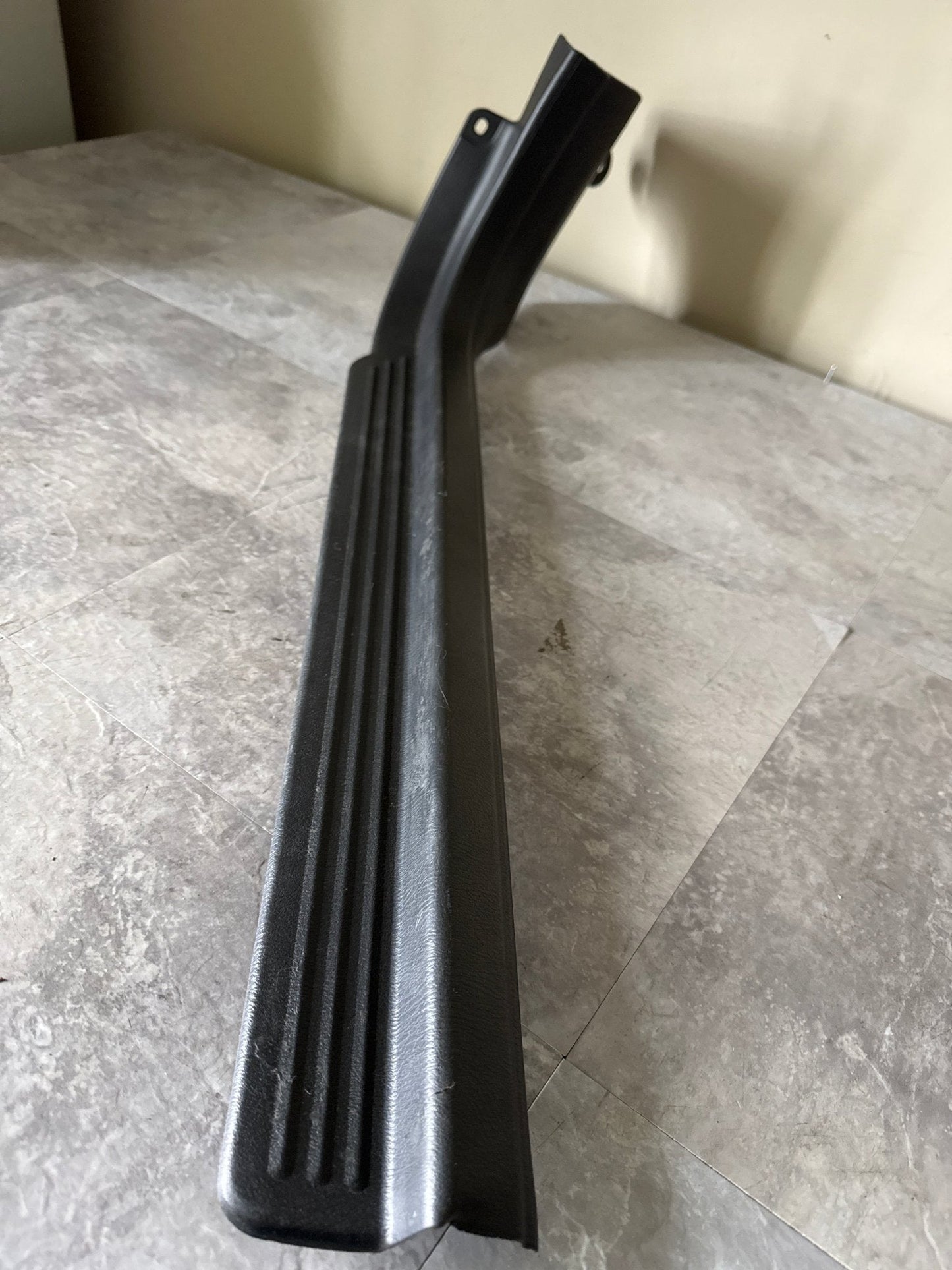 OEM 2002-2007 LH Front Door Sill Trim 02-07 Subaru Impreza WRX STi 94060FE010 (2)