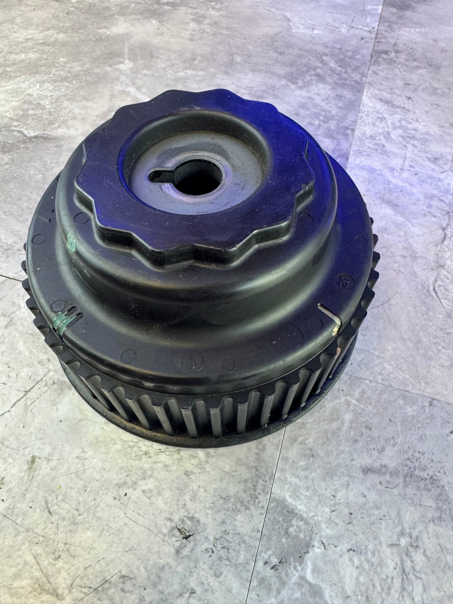 OEM Timing Sprocket Right Exhaust Non AVCS For Subaru EJ205 EJ207 EJ255 EJ257 13049AA041