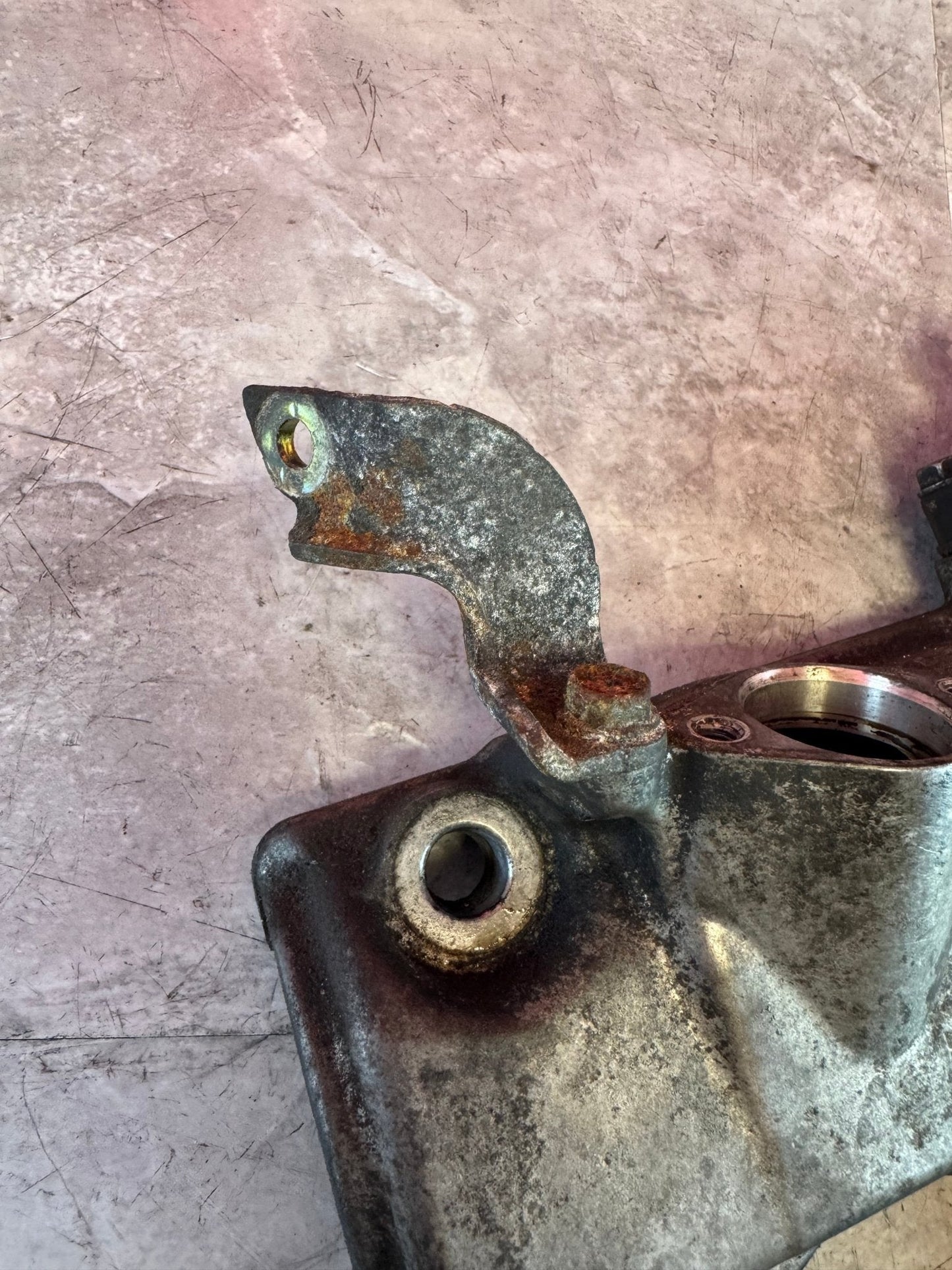 Subaru OEM LH Driver Side Valve Cover For 02-05 Subaru Impreza WRX