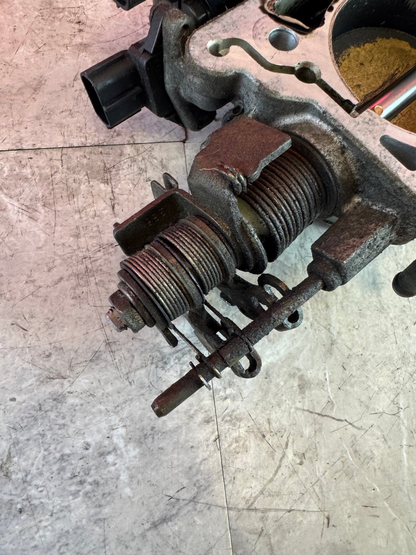 OEM Subaru Drive By Cable Throttle Body With Bolts For 2002-2005 Subaru Impreza WRX