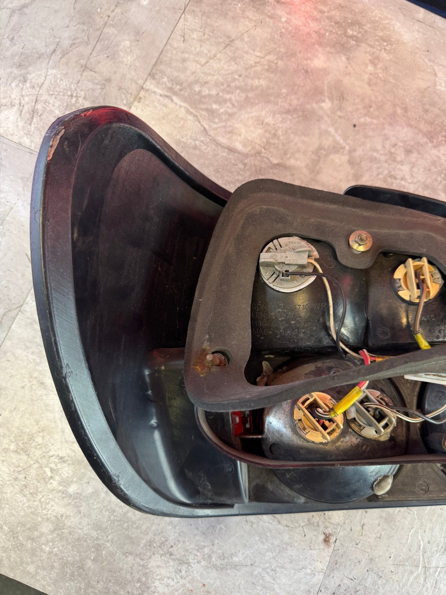 Subaru RH Side Clear Tail Light Assembly 02-03 Subaru Impreza WRX Sedan