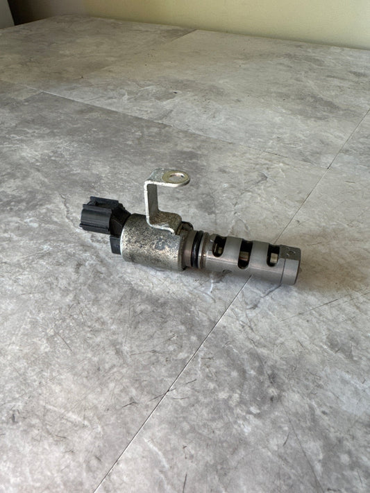 2004-2014 Subaru WRX STI AVCS Solenoid Oil Valve 04-14 (2)